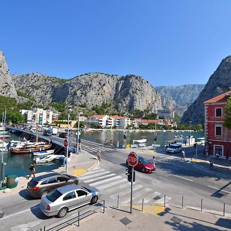 Apartment Mate Omiš Eksteriør bilde