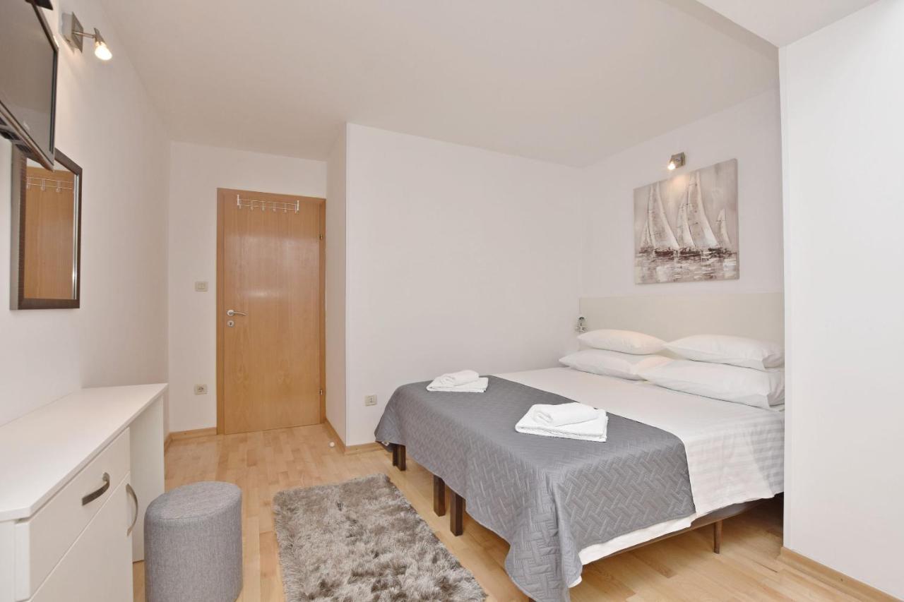 Apartment Mate Omiš Eksteriør bilde