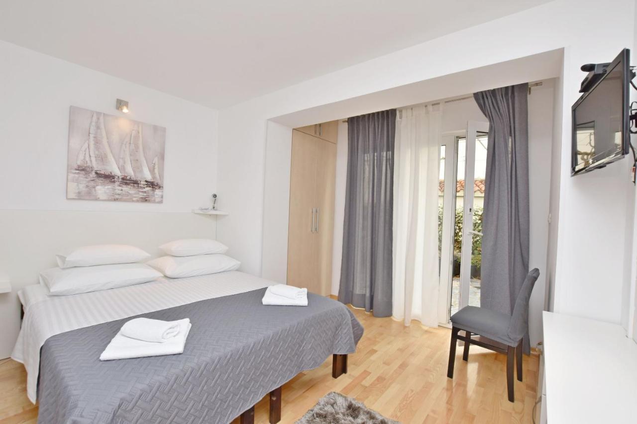 Apartment Mate Omiš Eksteriør bilde